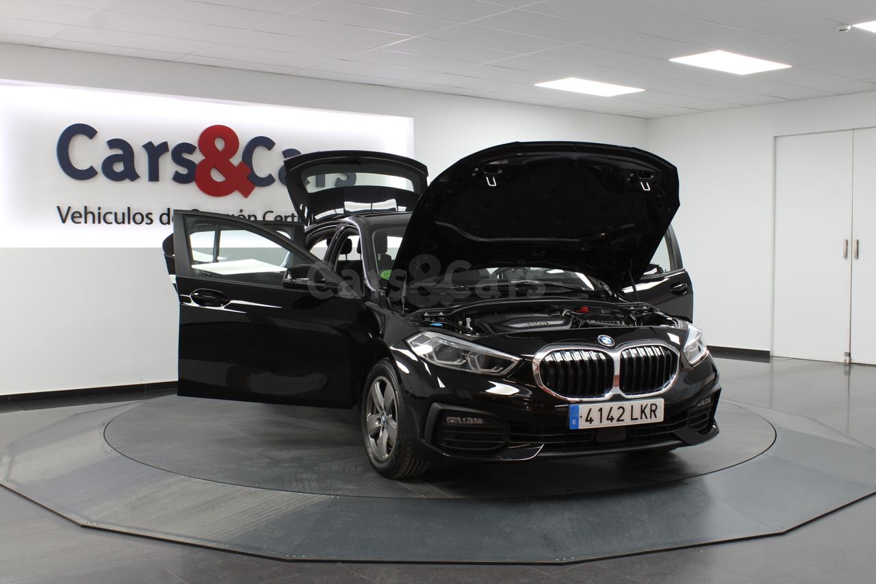 BMW Serie 1 (F40): motores y datos técnicos